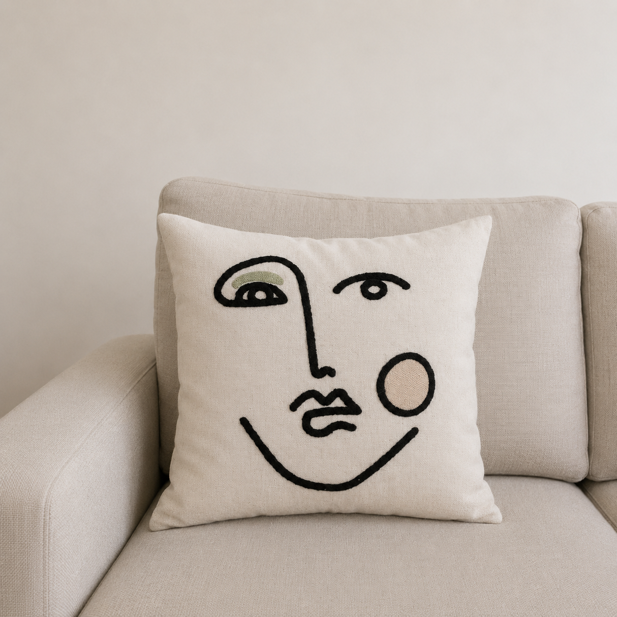 Seroise Abstract Face Cushion - Artistiek Sierkussen Crème