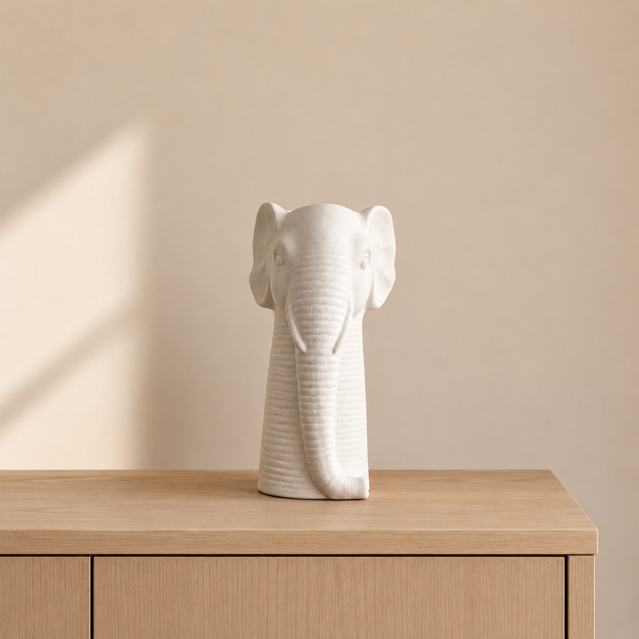 Seroise Elephant Sculpture Vase - Keramieken Design Vaas Olifant